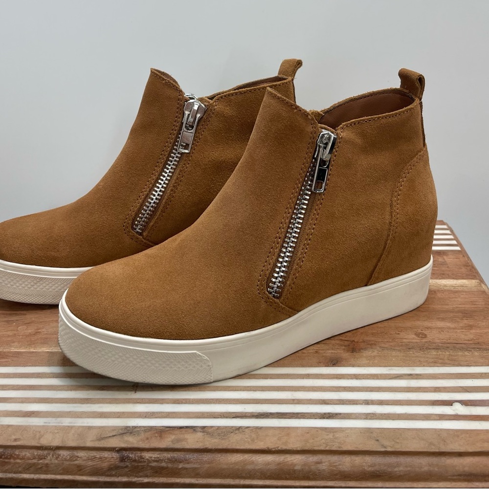 Steve Madden Women's Wedgie Sneaker